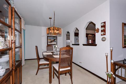 1216 E Washington St, Itasca, IL 60143 photo 9