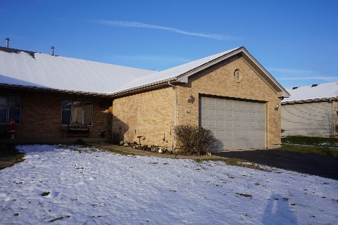 442 Conley Dr, Elburn, IL 60119 photo 1