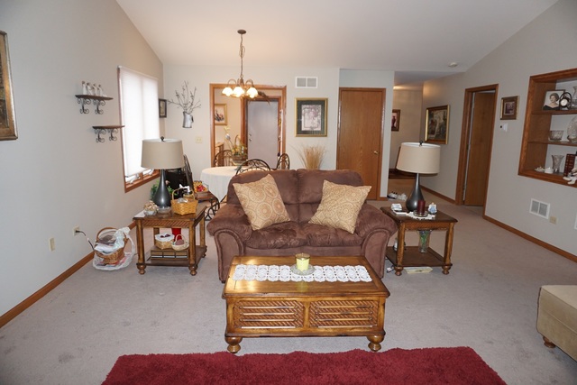 442 Conley Dr, Elburn, IL 60119 photo 6
