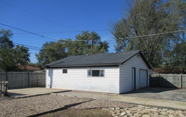 3034 Sangamon St, Steger, IL 60475 photo 10