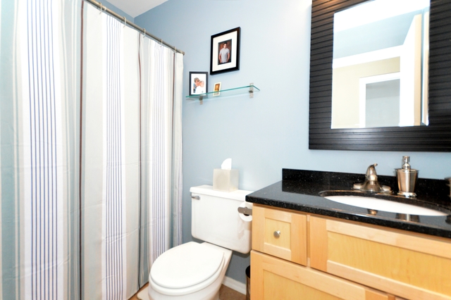 2013 Carrier Cir, Plainfield, IL 60586 photo 17