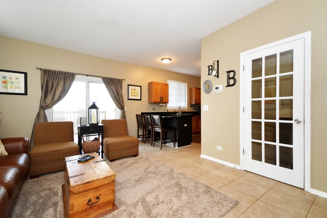 2013 Carrier Cir, Plainfield, IL 60586 photo 10