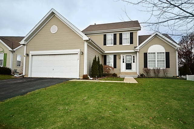 2013 Carrier Cir, Plainfield, IL 60586 photo 1