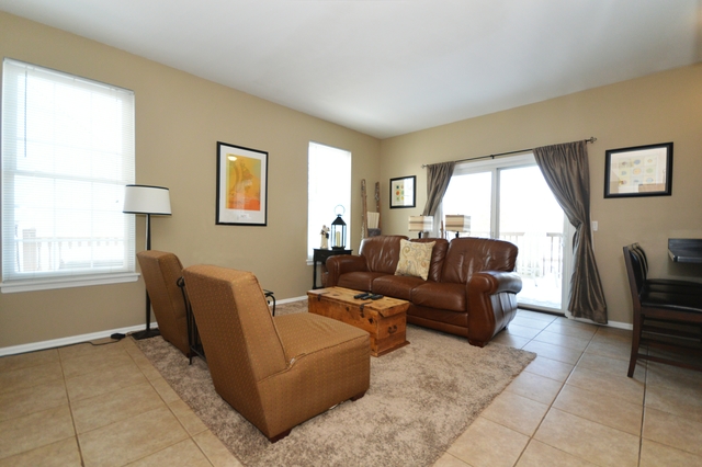 2013 Carrier Cir, Plainfield, IL 60586 photo 9