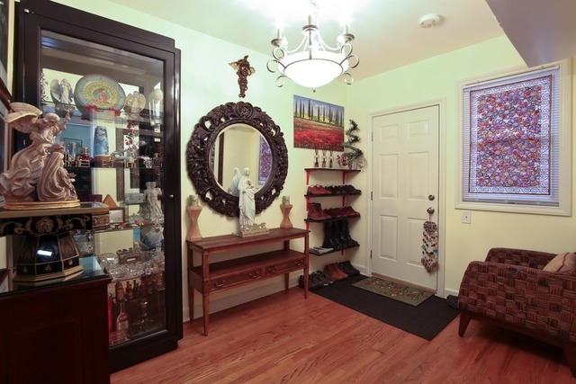 6052 N Claremont Ave #1N, Chicago, IL 60659 photo 10