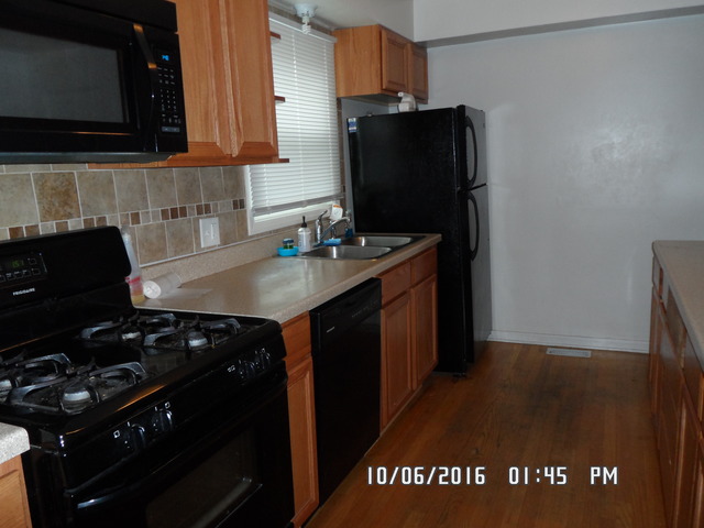 17903 Lorenz Ave, Lansing, IL 60438 photo 4