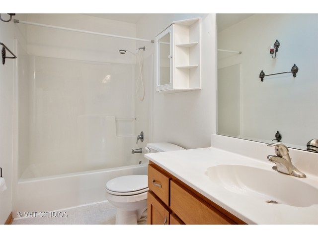 1901 Cumberland Ct, Plainfield, IL 60586 photo 9