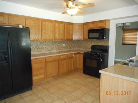 903 Oeffling Dr, Mchenry, IL 60051 photo 5