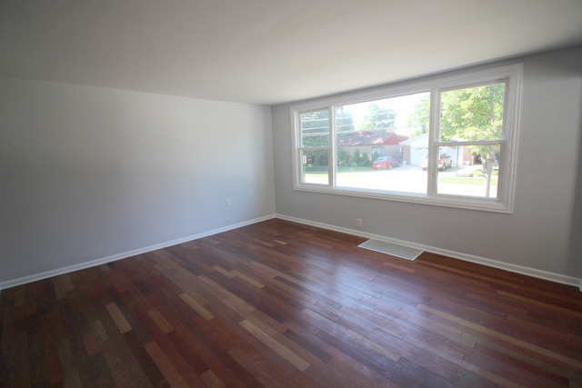 917 North Ave, Des Plaines, IL 60016 photo 3
