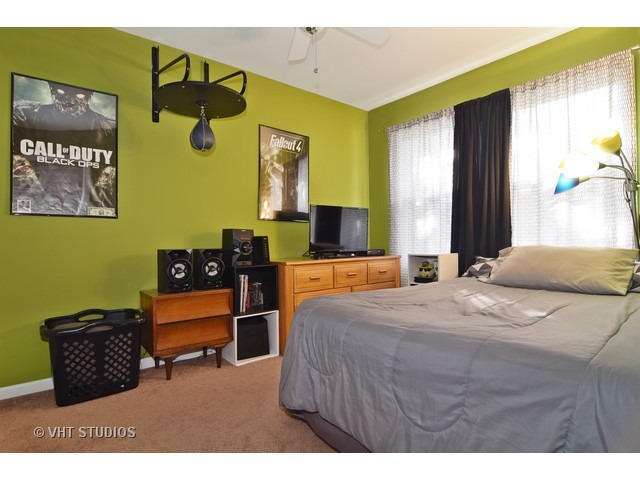817 Parkway Ave, Elgin, IL 60120 photo 7