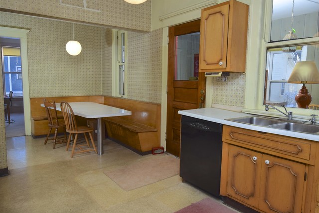 116 N View St, Aurora, IL 60506 photo 8