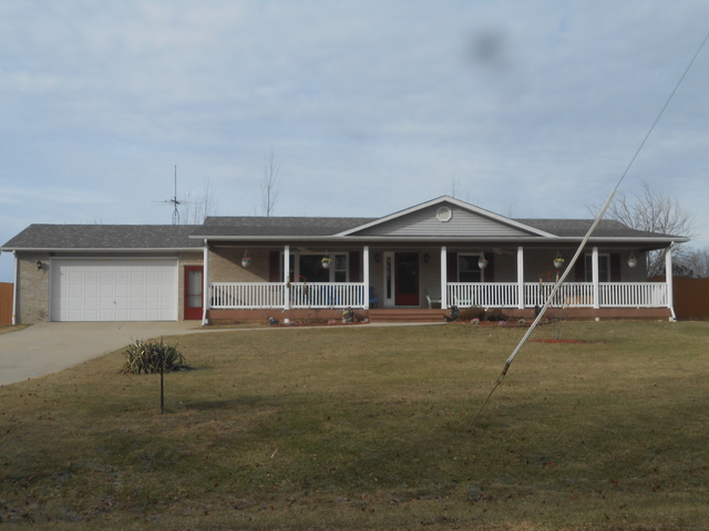 9885 N Brown Rd, Morris, IL 60450 photo 1