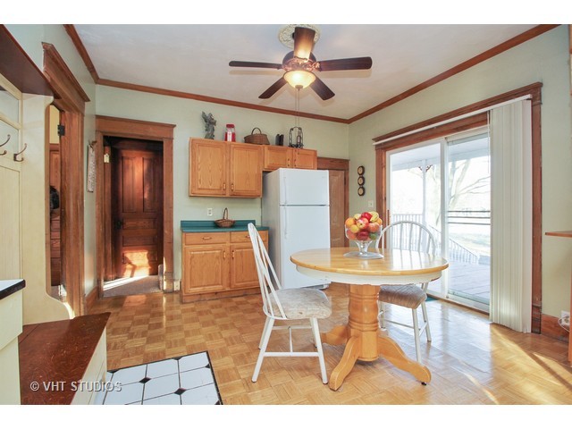 332 E Roosevelt Ave, Onarga, IL 60955 photo 6
