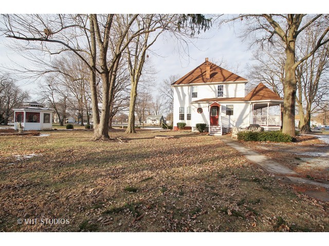 332 E Roosevelt Ave, Onarga, IL 60955 photo 14