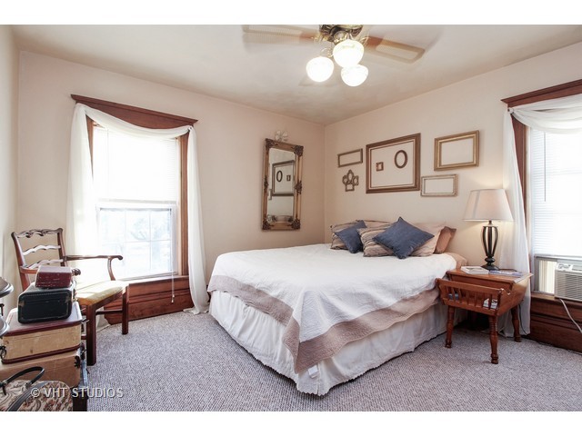 332 E Roosevelt Ave, Onarga, IL 60955 photo 9