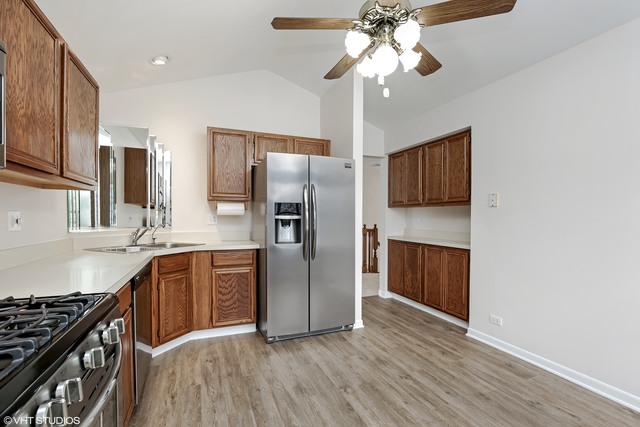 415 Cobbler Ct #2, Bartlett, IL 60103 photo 7