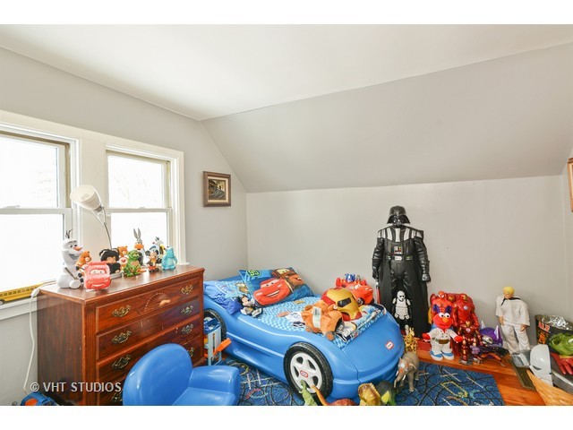70 Maple St, Elgin, IL 60123 photo 7