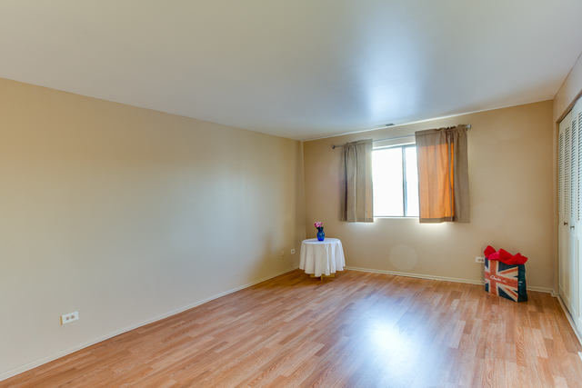 960 S River Rd #406, Des Plaines, IL 60016 photo 9