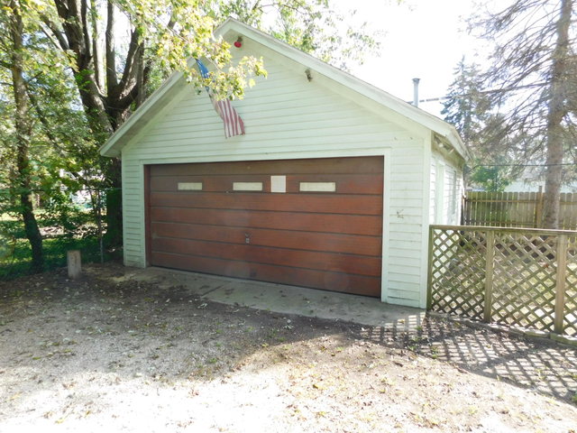 2006 E Washington St, Joliet, IL 60433 photo 11