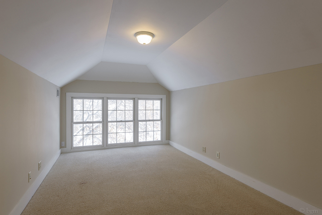 336 N Worth Ave, Elgin, IL 60123 photo 17