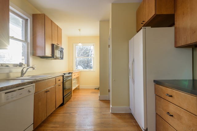 336 N Worth Ave, Elgin, IL 60123 photo 10