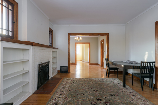336 N Worth Ave, Elgin, IL 60123 photo 4