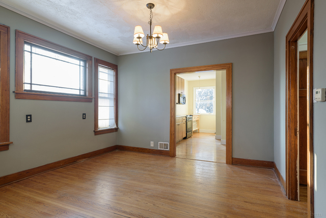 336 N Worth Ave, Elgin, IL 60123 photo 7