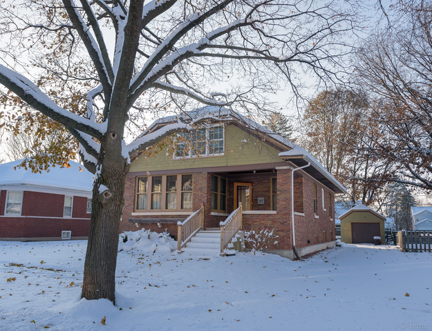 336 N Worth Ave, Elgin, IL 60123 photo 2