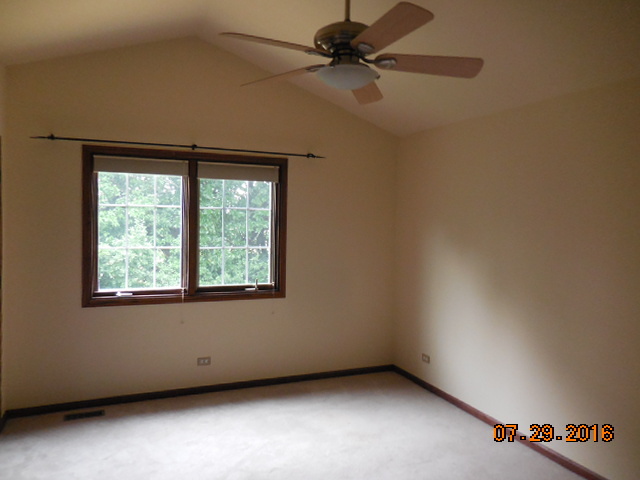 4 N450 Somerset Ct, Wayne, IL 60184 photo 16
