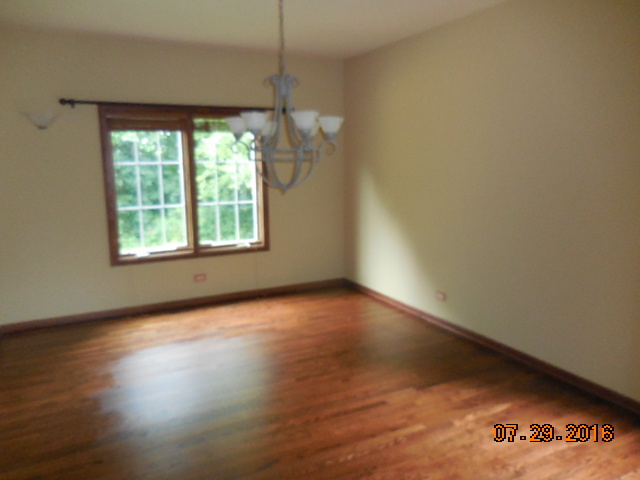 4 N450 Somerset Ct, Wayne, IL 60184 photo 6