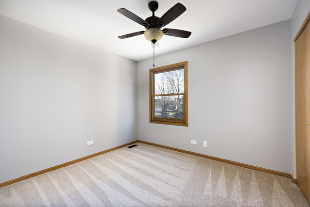 100 Hampton St, Cary, IL 60013 photo 23