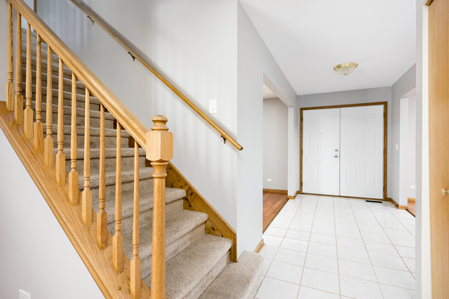 100 Hampton St, Cary, IL 60013 photo 15
