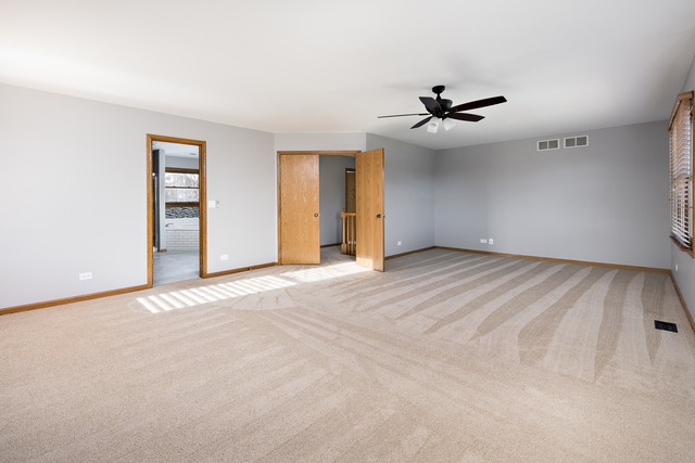 100 Hampton St, Cary, IL 60013 photo 17