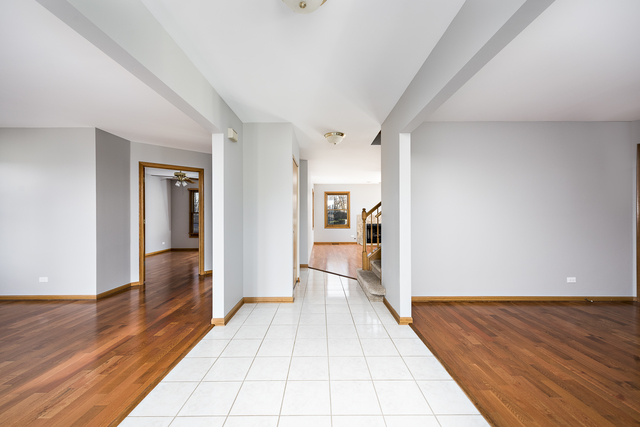 100 Hampton St, Cary, IL 60013 photo 7