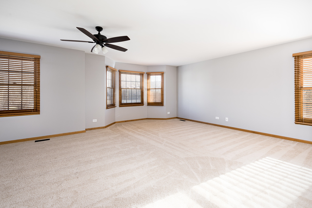 100 Hampton St, Cary, IL 60013 photo 18