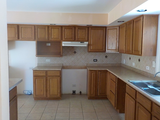 12 N174 Westview St, Elgin, IL 60123 photo 7