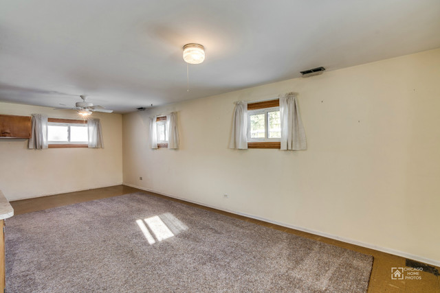 595 Bode Rd, Hoffman Estates, IL 60169 photo 19