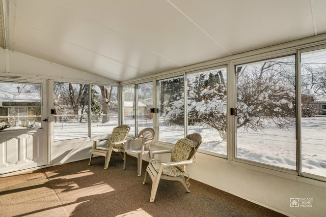 595 Bode Rd, Hoffman Estates, IL 60169 photo 22