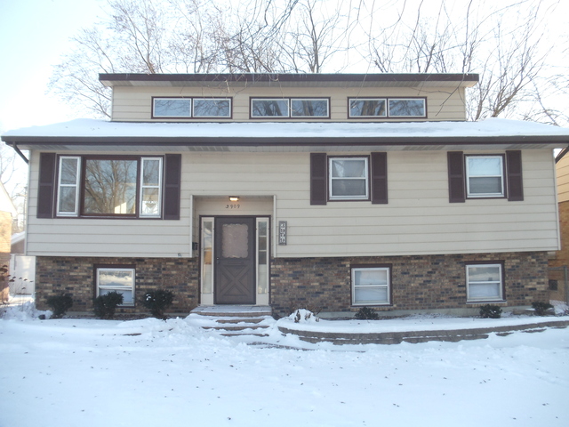 3909 Clearbrook Ave, Mchenry, IL 60050 photo 1