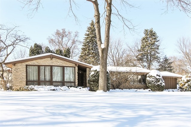 919 Forest Dr, Elgin, IL 60123 photo 1