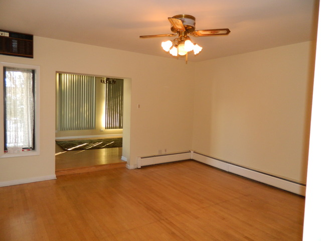 6410 26th Pl, Berwyn, IL 60402 photo 3