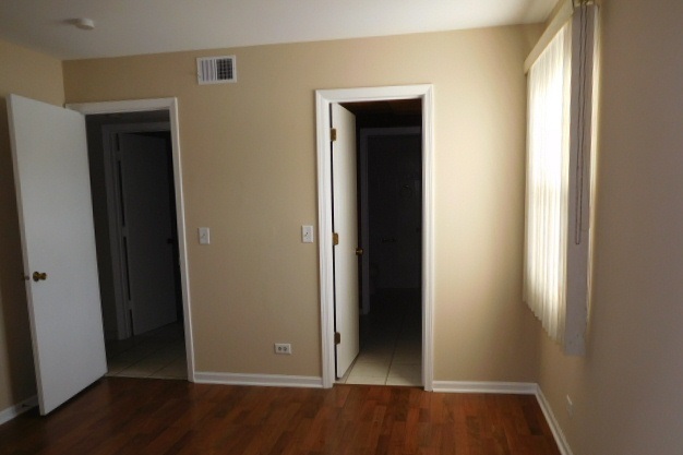 1101 Pleasant Run Dr #1007, Wheeling, IL 60090 photo 12