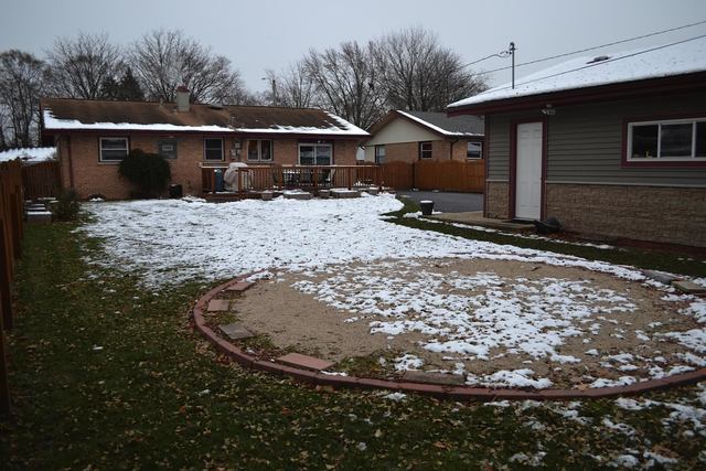 13136 E Playfield Dr, Crestwood, IL 60445 photo 3