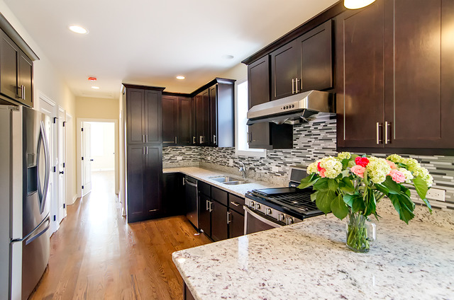 3301 S Artesian Ave, Chicago, IL 60608 photo 4