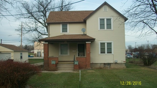 25 E 4th St, Manteno, IL 60950 photo 1