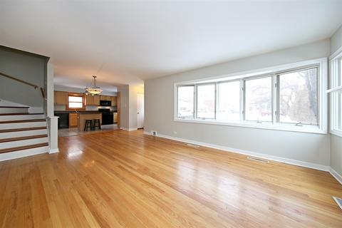 473 Northgate Ct, Riverside, IL 60546 photo 3