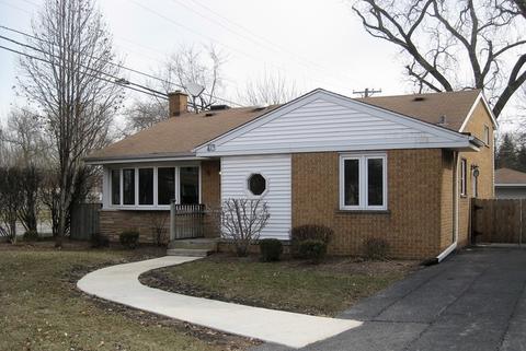 473 Northgate Ct, Riverside, IL 60546 photo 1