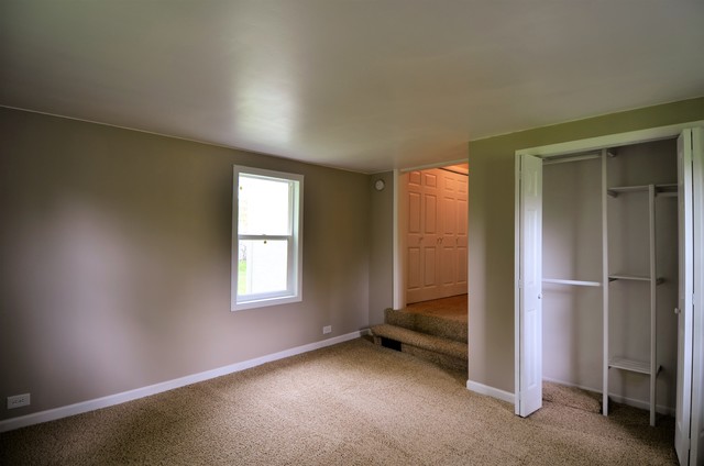 4917 Roberts Rd, Mchenry, IL 60051 photo 11