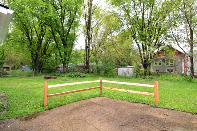 4917 Roberts Rd, Mchenry, IL 60051 photo 17