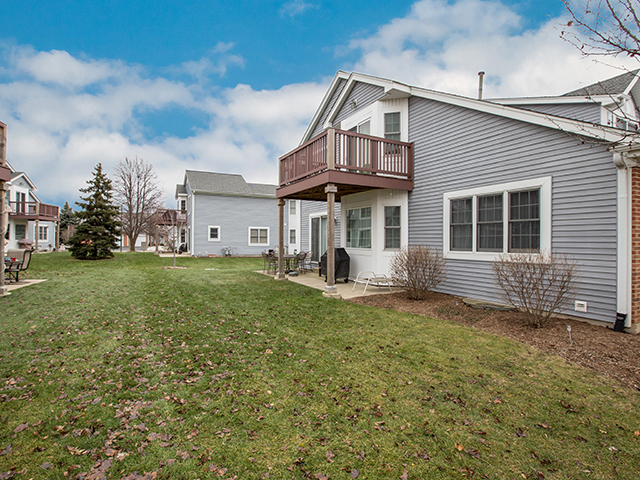 265 Eclipse Dr #29-1, Carol Stream, IL 60188 photo 2